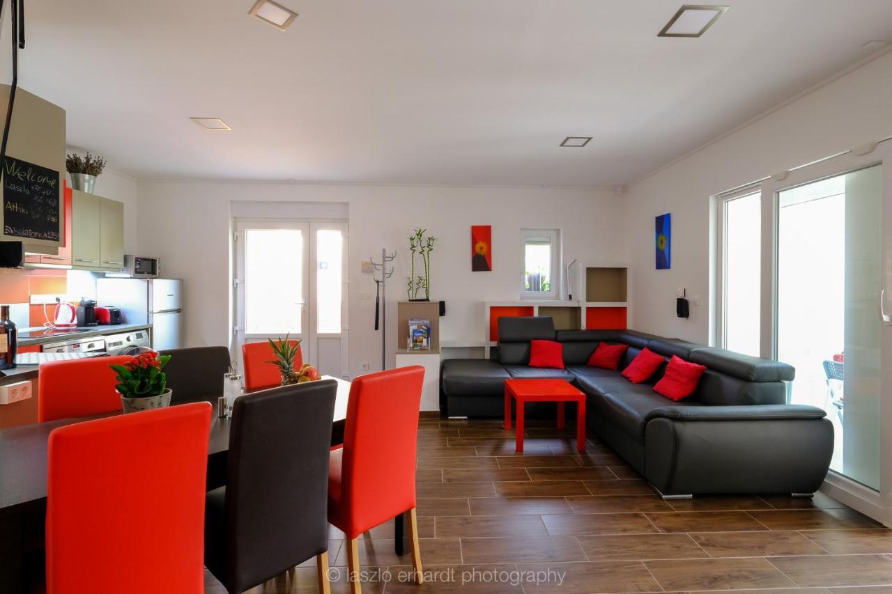 Ciprus Porta Apartmanok Balatonkenese Ngoại thất bức ảnh