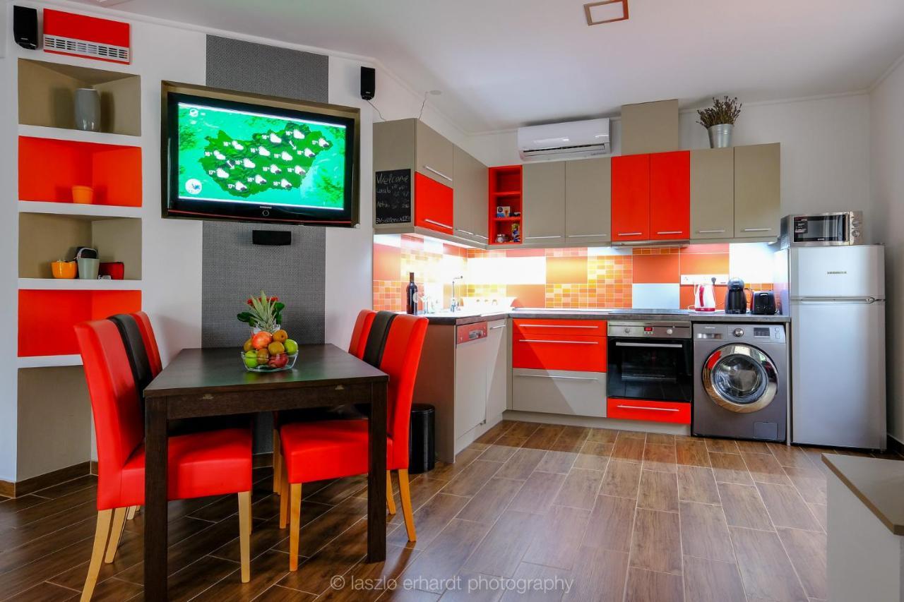 Ciprus Porta Apartmanok Balatonkenese Ngoại thất bức ảnh