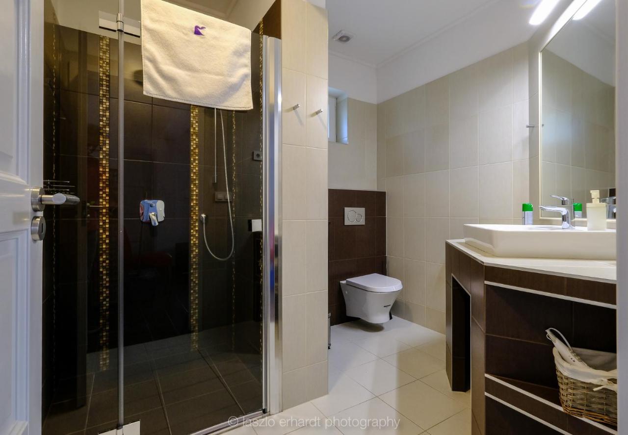 Ciprus Porta Apartmanok Balatonkenese Ngoại thất bức ảnh