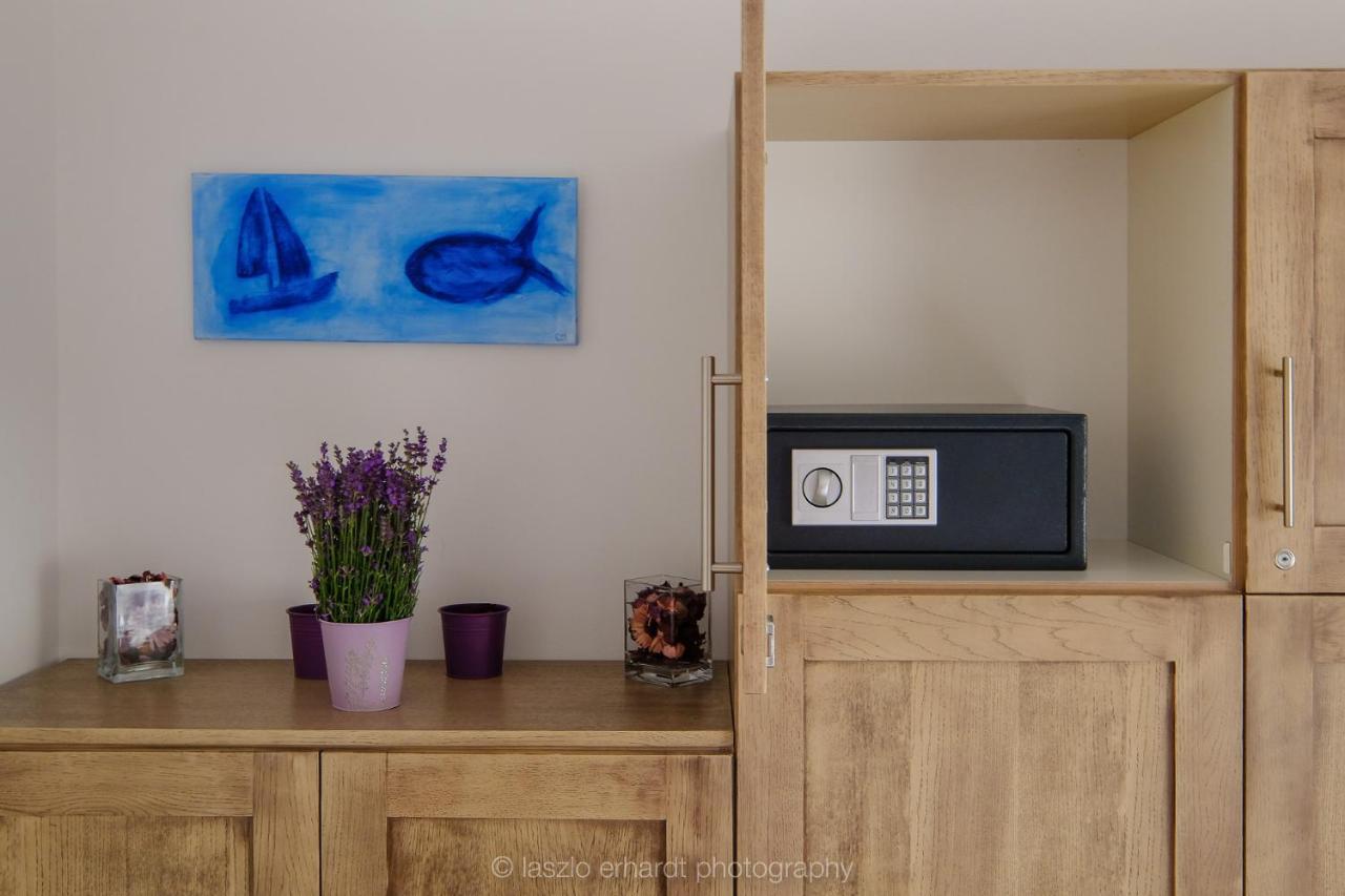 Ciprus Porta Apartmanok Balatonkenese Ngoại thất bức ảnh